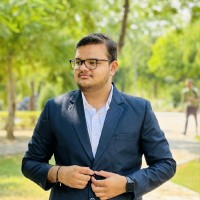 Vivek Nayi