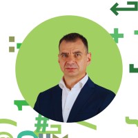 Roberto Vivian