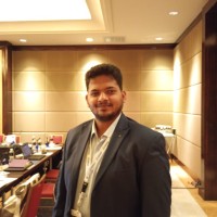 V VIVEK