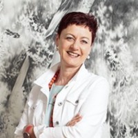Yvonne Suter