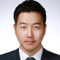 Ryan Choi, Cfa