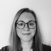 Céline MARTIAL