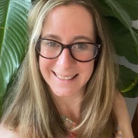 Holly McKenna, PHR