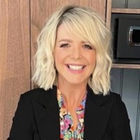 Susan Dillon