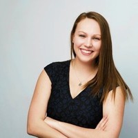 Rebecca Nienaber