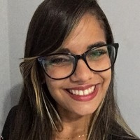 Taina Oliveira