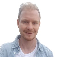 Tomas L.
