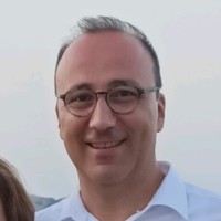 ÖZGÜR SEZER