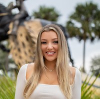 Julia Kemper