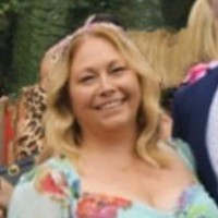 Helen Ruddy