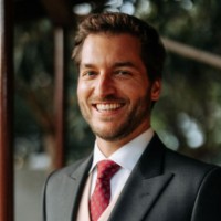 Miguel Menezes e Vale