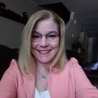 Stephanie Arnold