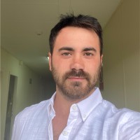 Emre Ö.