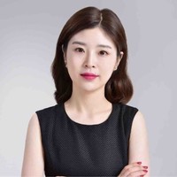 Yvonne Feng
