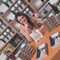 Sahar Nikakhtar