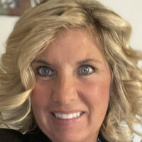 Stacy Holland