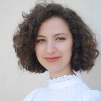 Kenza Makmani