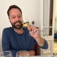 Daniel Elliott