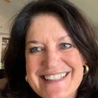 Kate Cominsky, Cfre