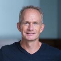 Dr. Bastian Lange