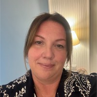 Karla Brett