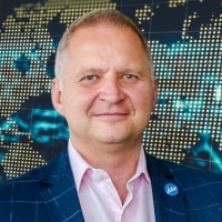 Dr Tomasz M. Zieliński
