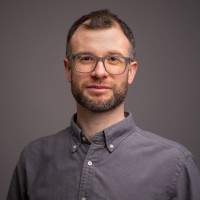 Jonathan Knott