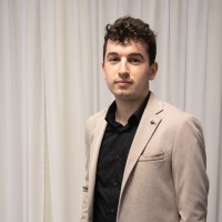 Róbert Ötvös