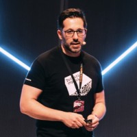 António Loureiro
