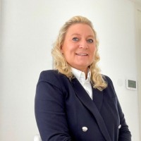 Diana Schuster