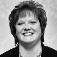 Vicki Perkins, Cam