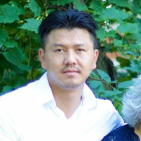 Shoua Yang