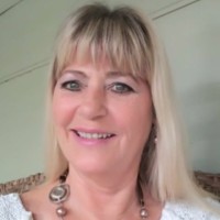 Loretta Sikes