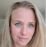 Jania Sander Knudsen