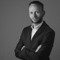 Dr. Peter Willems