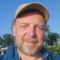 Dr. Christian Janßen