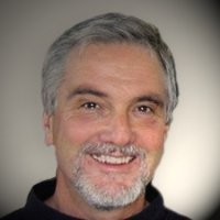 Stephen Thomas