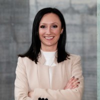 Dr. Barbara Fahrner
