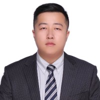 张嘉男