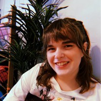 Zoe Groves