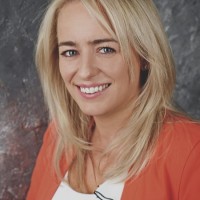 Anna Mensinger