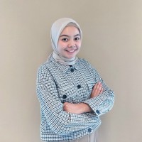 Yeyen Gustriana