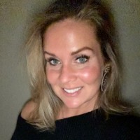 Amanda Knight
