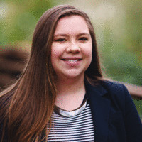 Elizabeth Stelzer