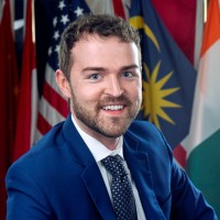 Aaron Gunzner, Pe