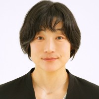 山内真理子