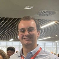 Sam Holmes