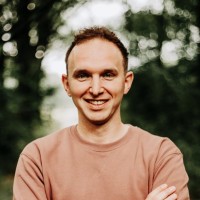 Rene Storij