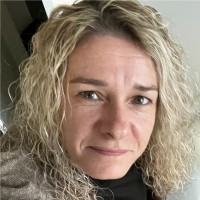 Stefanie Schöne