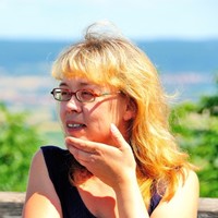 Anja Anton-Hoenen